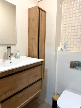 Prodaja, četvorosoban stan, 72m², Podgorica, Crna Gora - image 12