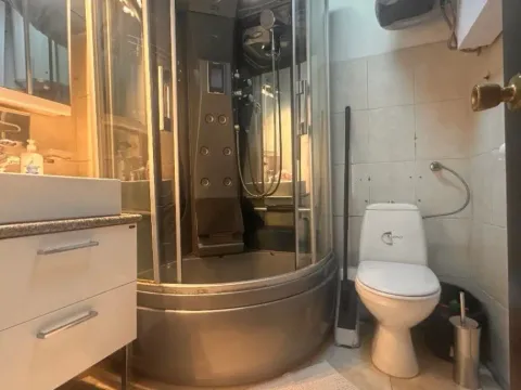 Izdavanje, dvosoban stan, 56m², Centar, Bar - image 8