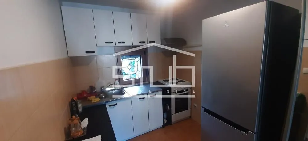 Sale, one bedroom apartment, 27m², Kalenić Pijaca, Vračar Sve Podlokacije