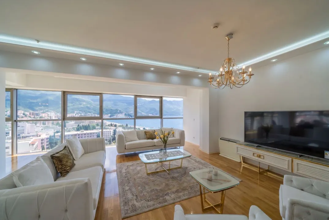 Rent, four bedroom apartment, 130m², Budva, Crna Gora