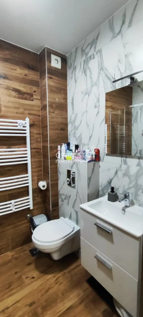 Prodaja, dvosoban stan, 38m², Ledine, Beograd
