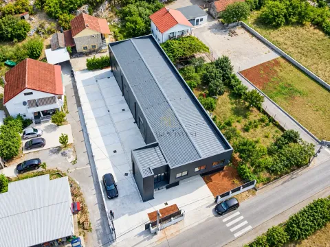 Rent, office space, 525m², Donja Gorica, Podgorica - image 2