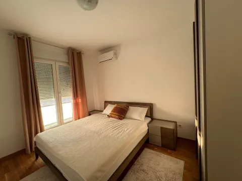 Izdavanje, dvosoban stan, 65m², City Kvart, Podgorica - image 7