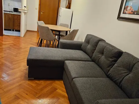 Izdavanje, jednosoban stan, 53m², Golubovina, Budva - image 3