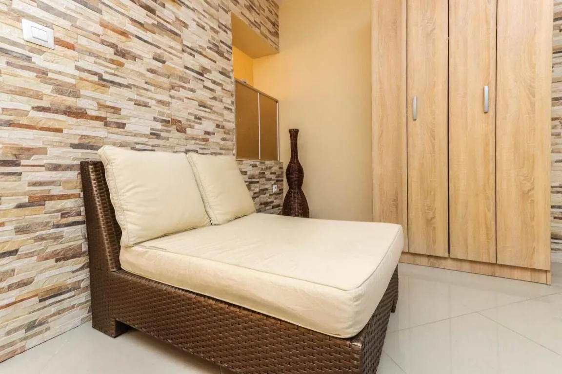 Sale, hospitality venue, 450m², Petrovac, Budva