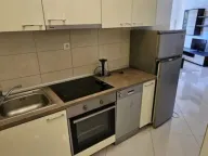 Izdavanje, dvosoban stan, 85m², Bečići, Budva - image 9