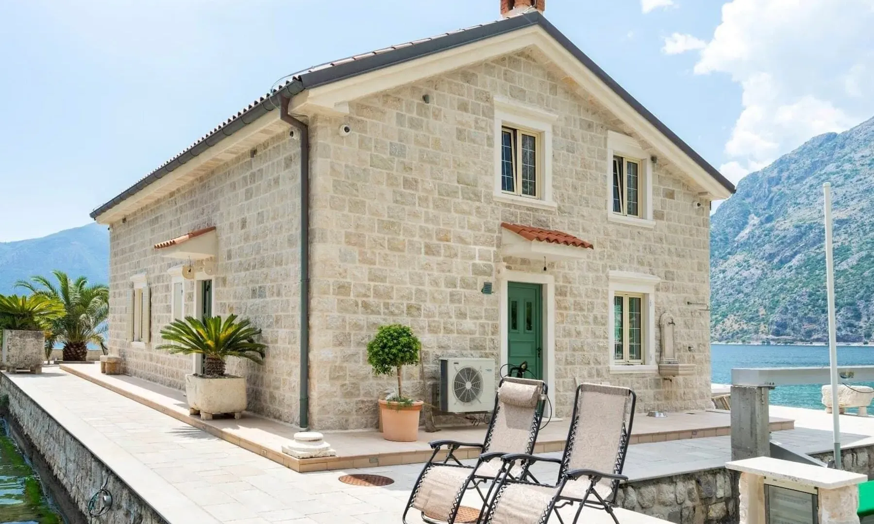 Sale, house, 165m², Ljuta, Kotor