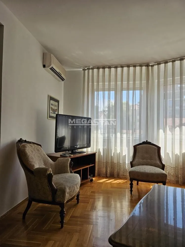 Sale, three bedroom apartment, 85m², Vračar Hram, Vračar Sve Podlokacije