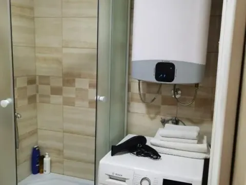 Stan-na-dan, dvosoban stan, 44m², Integralovo, Nikšić - image 7