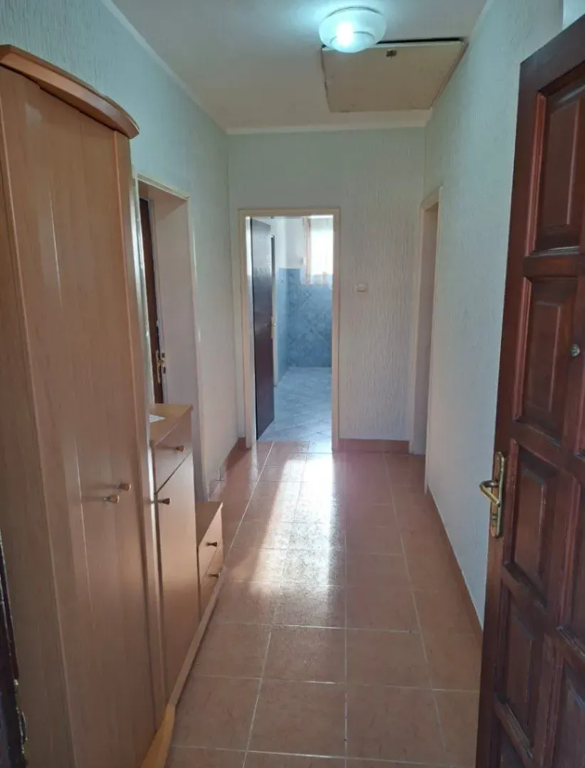 Izdavanje, kuća, 100m², Zagorič, Podgorica