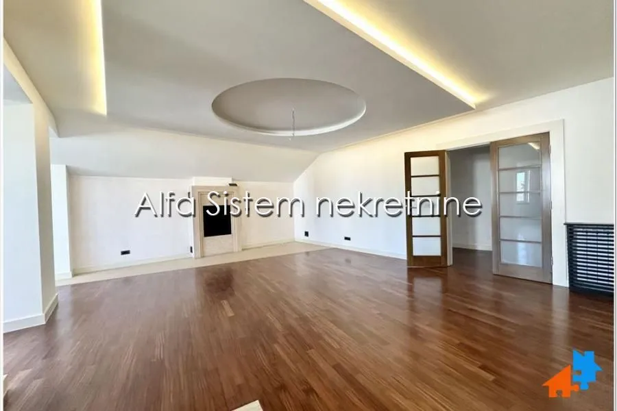 Prodaja, četvorosoban stan, 147m², Banovo Brdo, Beograd