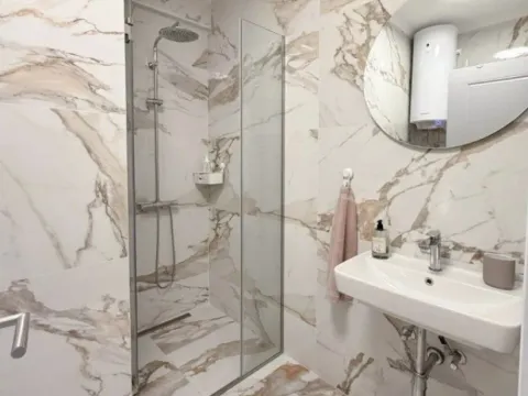 Sale, one bedroom apartment, 62m², Radovići, Tivat - image 7