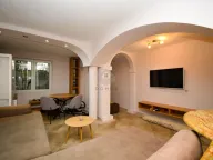 Izdavanje, jednosoban stan, 65m², Gorica C, Podgorica - image 7