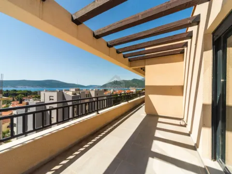 Izdavanje, jednosoban stan, 60m², Tivat, Crna Gora - image 11