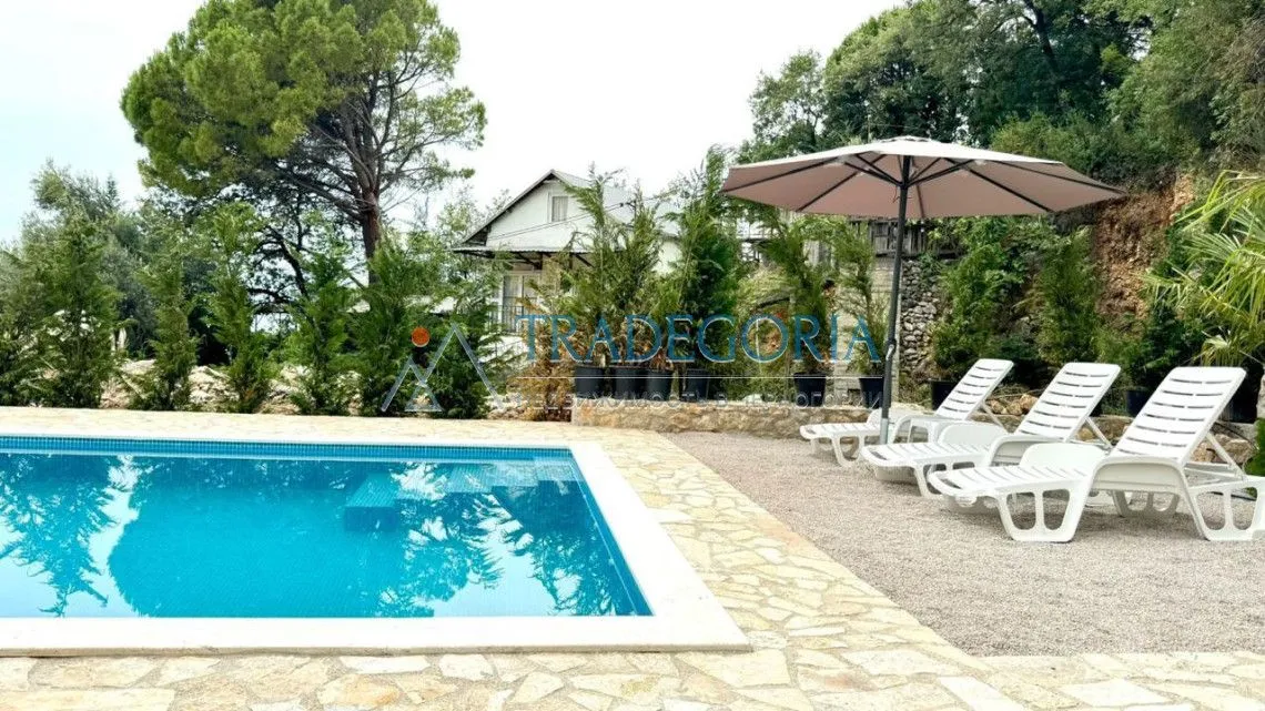 Prodaja, kuća, 320m², Bar, Crna Gora