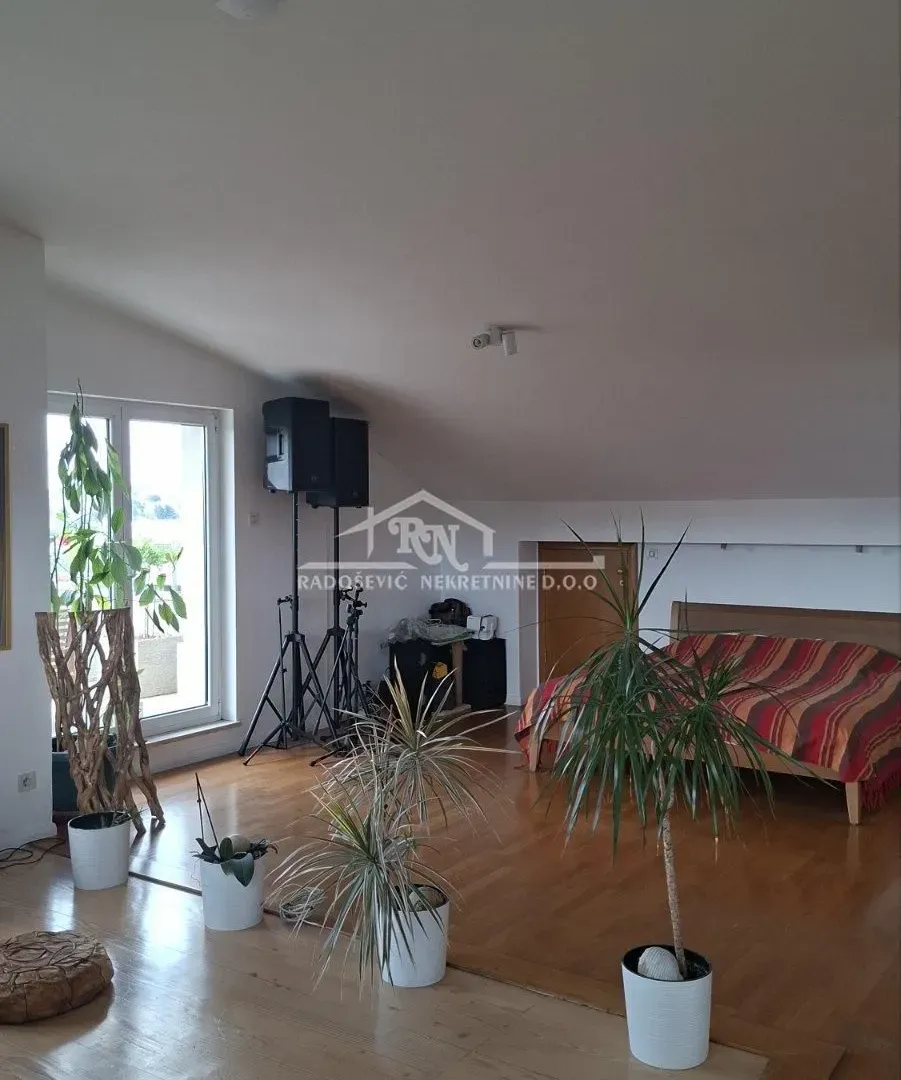 Sale, four bedroom apartment, 127m², Autokomanda, Voždovac Sve Podlokacije