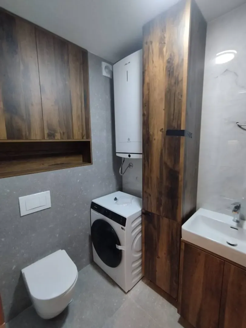 Izdavanje, jednosoban stan, 46m², Rozino, Budva
