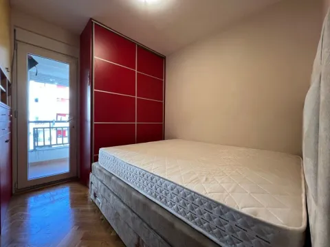 Izdavanje, jednosoban stan, 38m², Blok 6, Podgorica - image 5