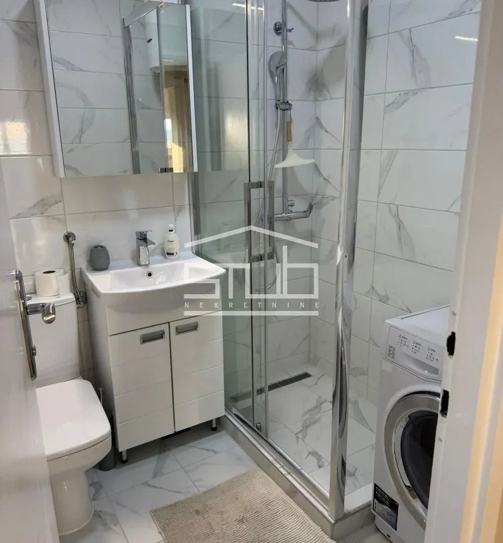 Izdavanje, dvosoban stan, 50m², Julino Brdo, Beograd