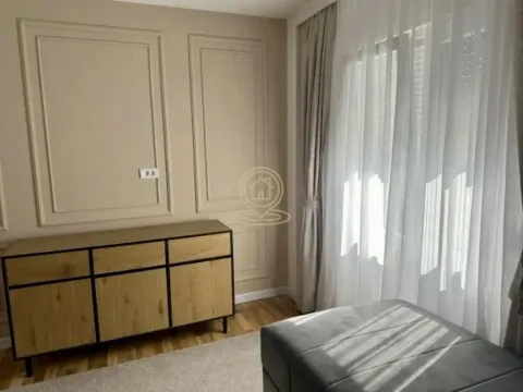 Izdavanje, trosoban stan, 70m², Crveni Pevac, Niš - image 7