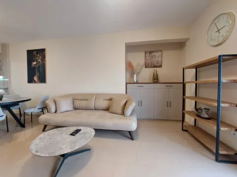 Rent, two bedroom apartment, 67m², Radanovići, Kotor - image 3