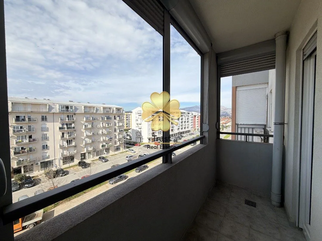 Rent, one bedroom apartment, 50m², Stari Aerodrom, Podgorica