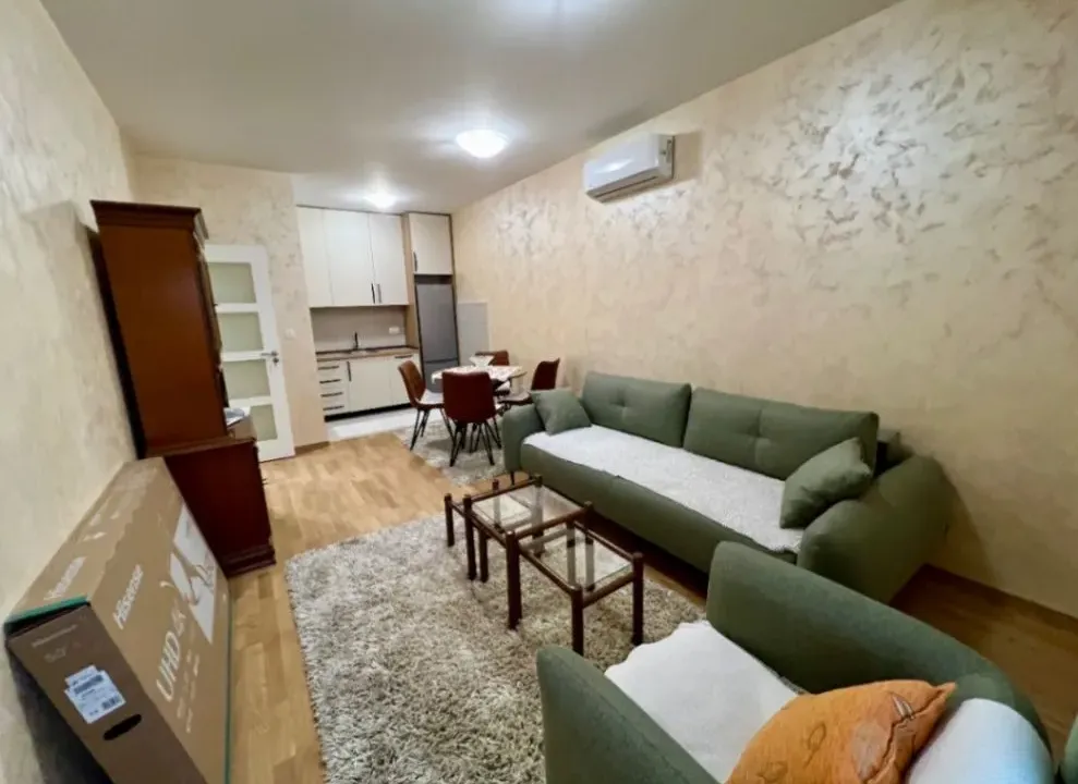 Izdavanje, jednosoban stan, 45m², Pobrežje, Podgorica