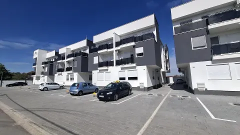 Izdavanje, jednosoban stan, 38m², Adice, Novi Sad Sve Podlokacije - image 14
