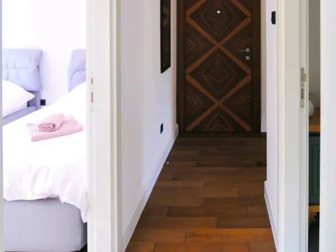 Prodaja, dvosoban stan, 80m², Tivat, Crna Gora - image 9