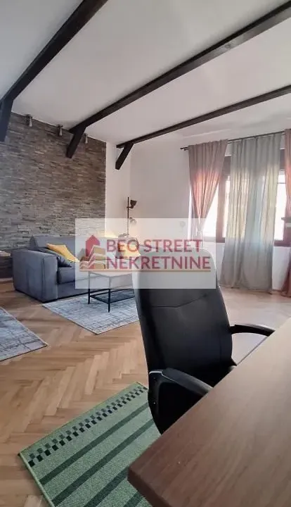 Izdavanje, dvosoban stan, 53m², Čubura, Beograd