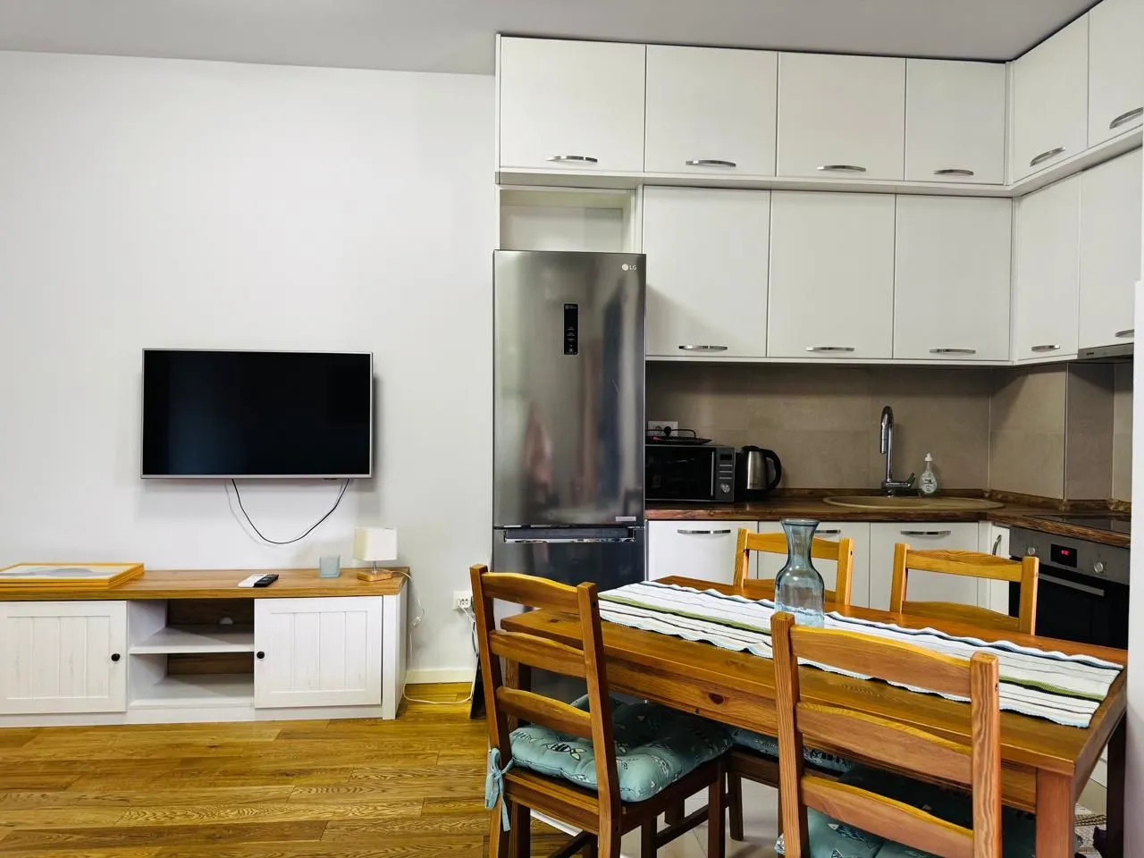 Izdavanje, garsonjera, 35m², Centar, Podgorica