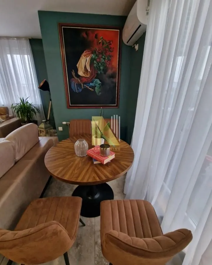 Prodaja, četvorosoban stan, 145m², Telep, Novi Sad Sve Podlokacije