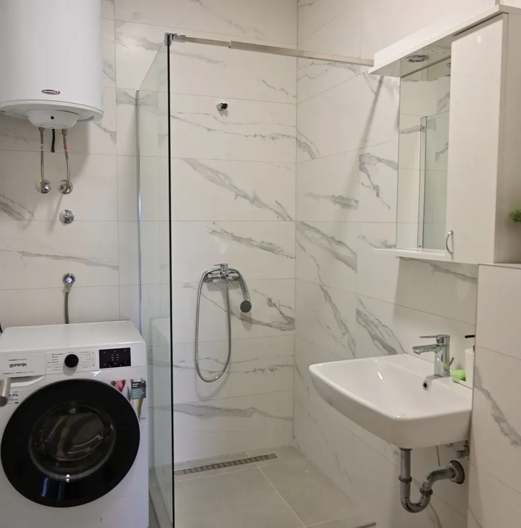 Izdavanje, jednosoban stan, 50m², Zagorič, Podgorica