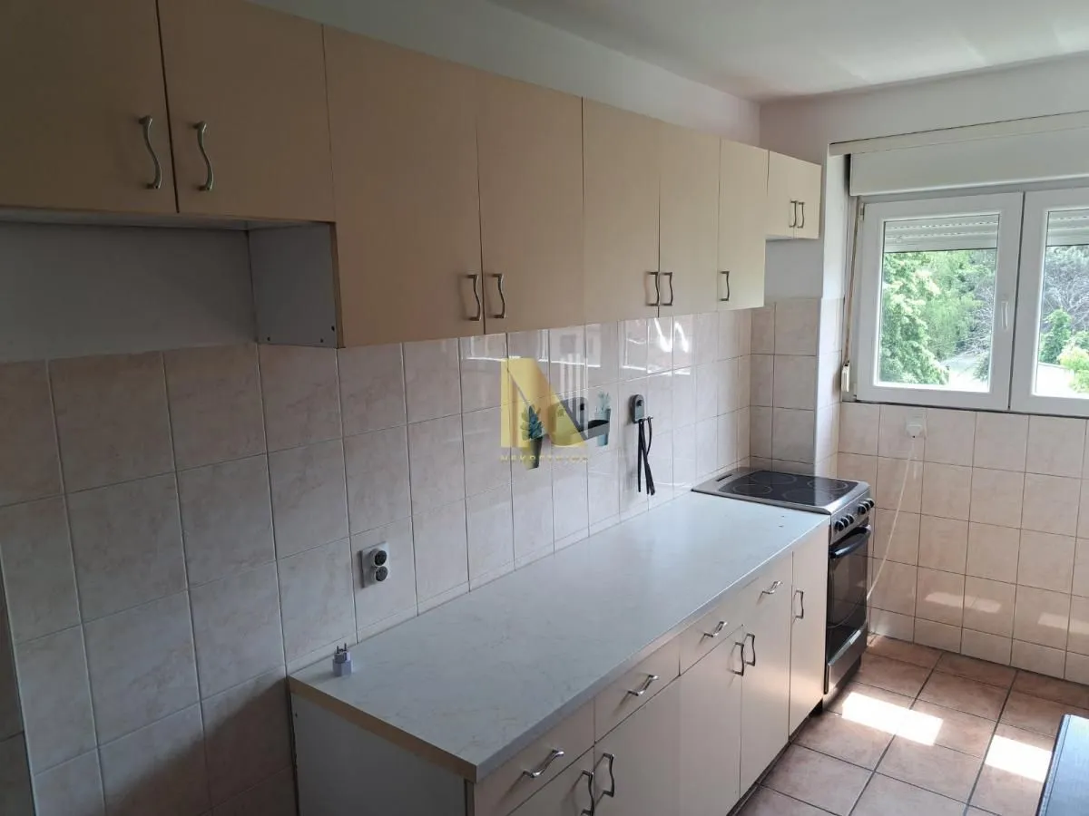 Izdavanje, dvosoban stan, 51m², Železnička Stanica, Novi Sad Sve Podlokacije