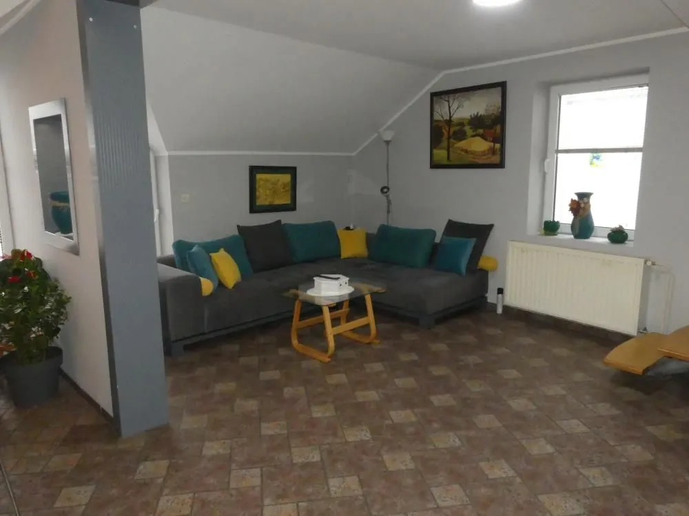Prodaja, kuća, 220m², Centar, Jagodina