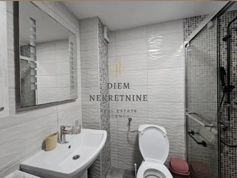 Rent, one bedroom apartment, 55m², Centar, Bar - image 13