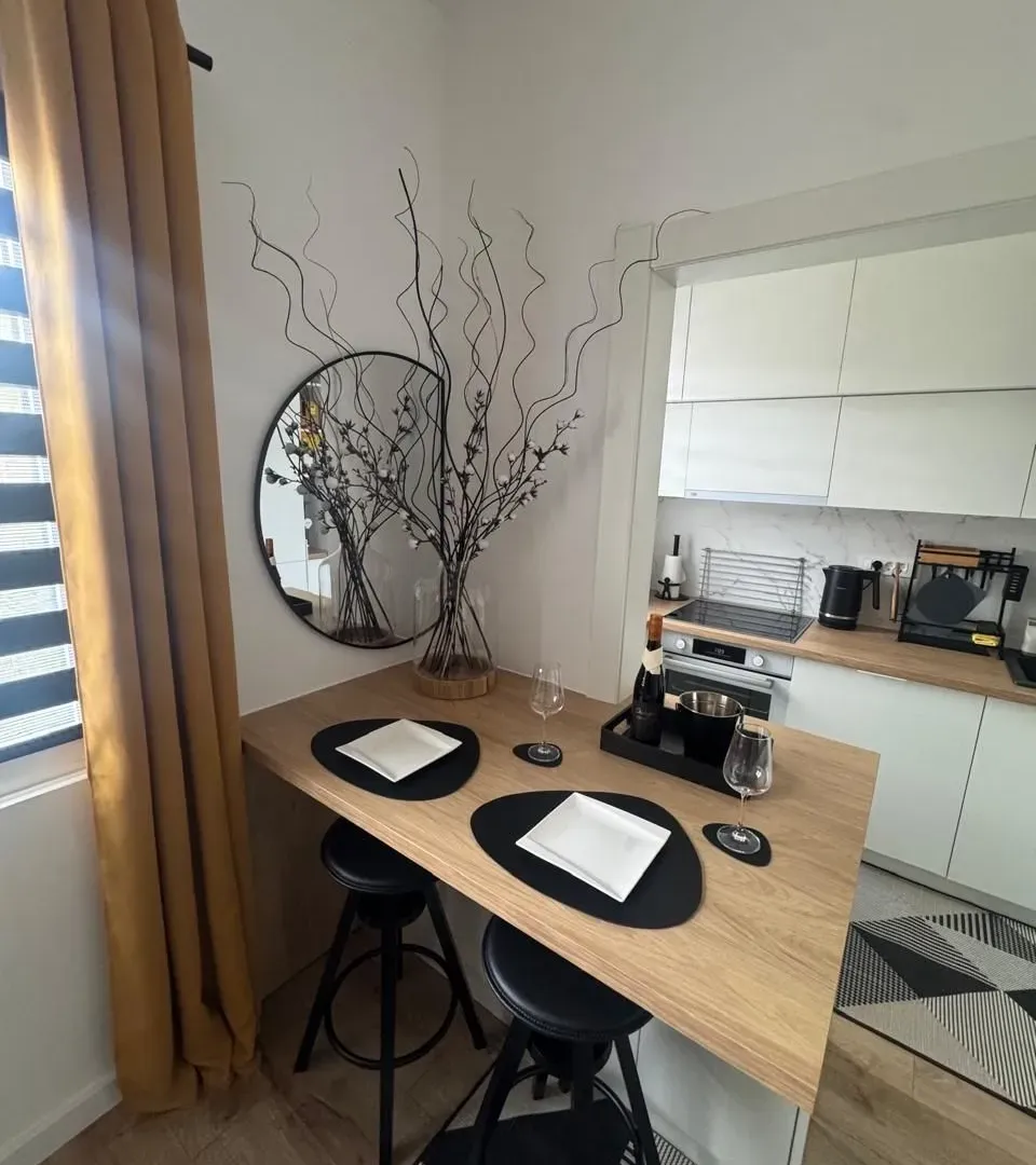 Rent, one bedroom apartment, 42m², Centar, Tivat