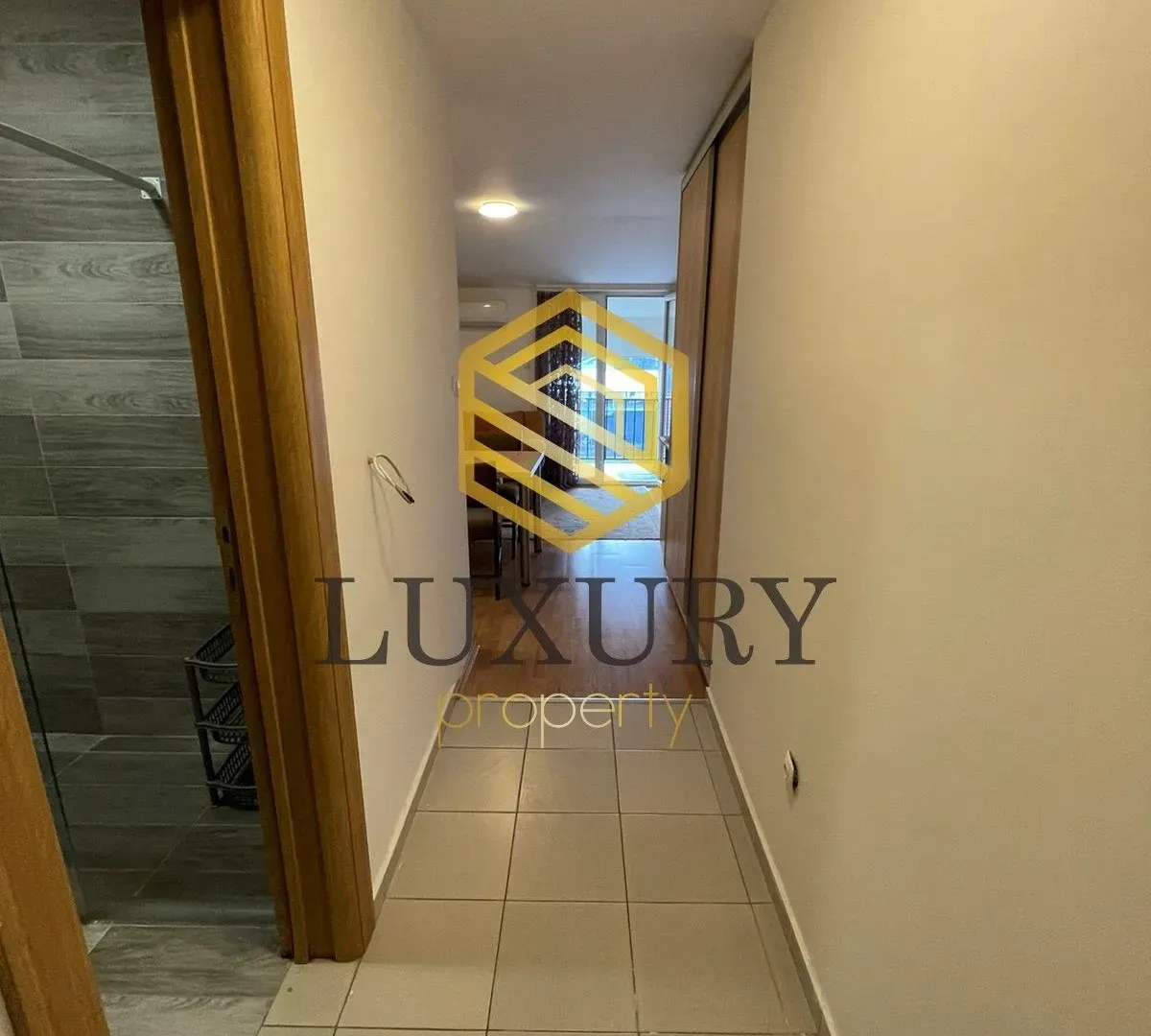 Izdavanje, jednosoban stan, 35m², Podgorica, Crna Gora