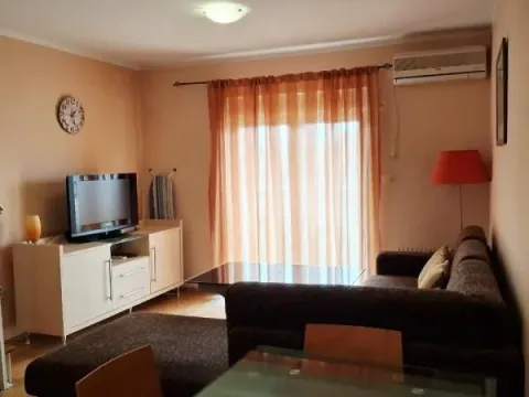 Sale, one bedroom apartment, 52m², Bečići, Budva - image 4