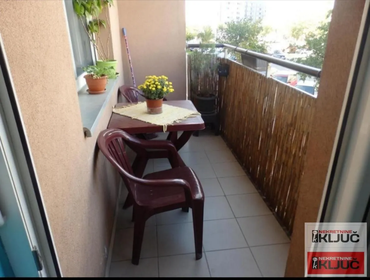 Prodaja, dvosoban stan, 51m², Bulevar patrijarha Pavla, Novi Sad Sve Podlokacije