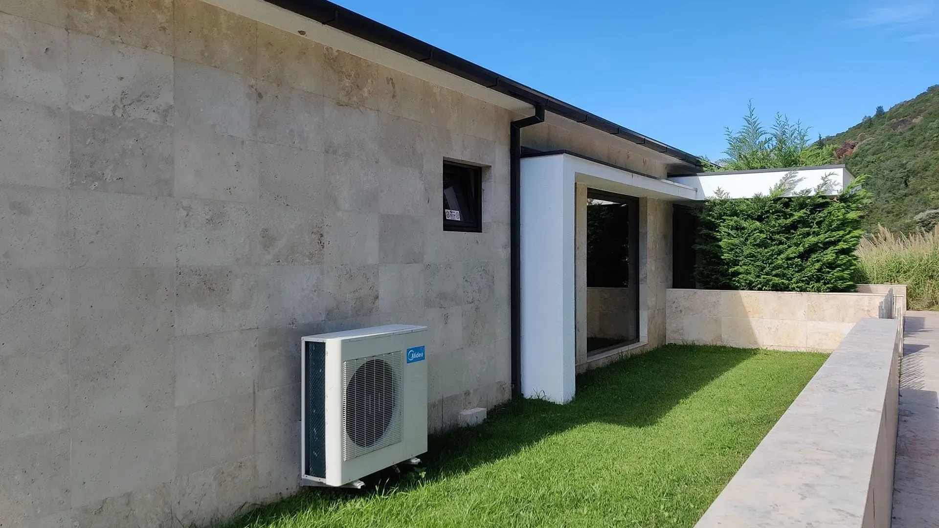 Sale, house, 200m², Dobra Voda, Bar