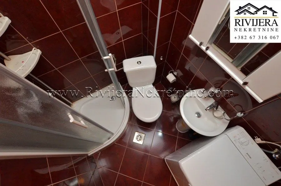 Prodaja, jednosoban stan, 38m², Baošići, Herceg Novi