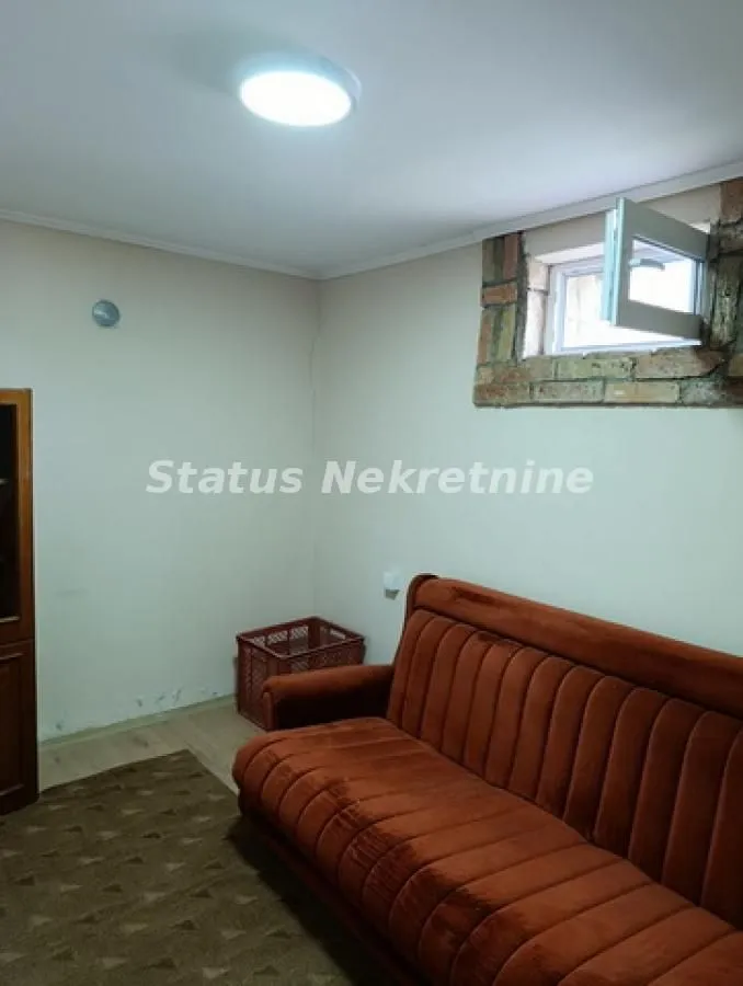 Prodaja, kuća, 137m², Titel, Novi Sad