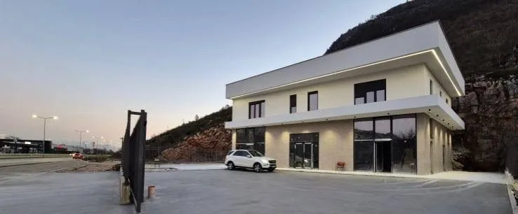 Rent, office space, 440m², Gornja Gorica, Podgorica