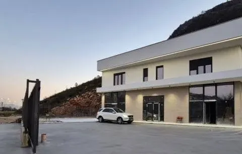 Rent, office space, 440m², Gornja Gorica, Podgorica - image 4