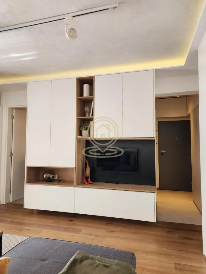 Izdavanje, dvosoban stan, 35m², Kluz, Zvezdara Sve Podlokacije