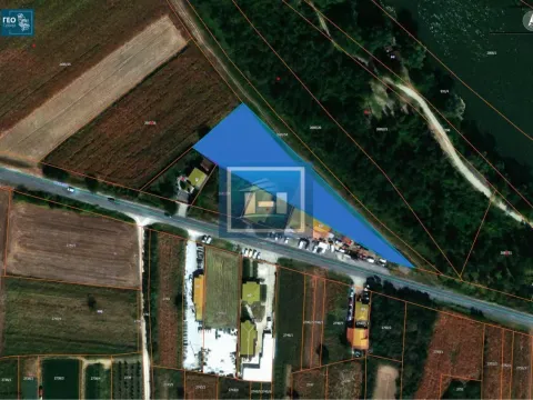 Zemljište in Mijatovac