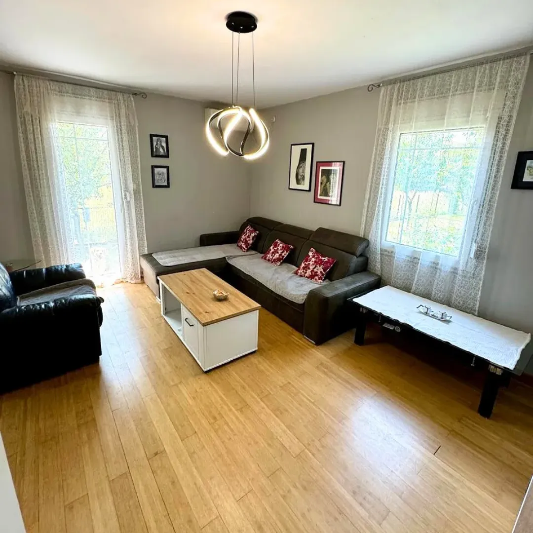 Prodaja, kuća, 150m², Centar, Cetinje