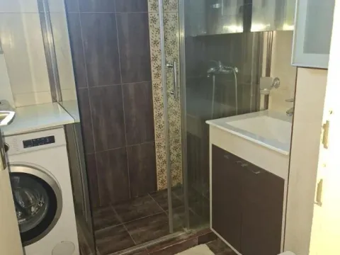 Izdavanje, trosoban stan, 71m², Mirijevo Sve Podlokacije, Beograd - image 6