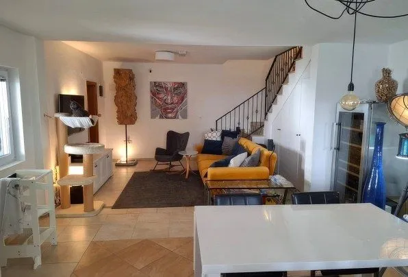 Sale, house, 219m², Reževići, Budva